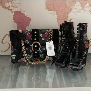 Steve Madden BFAITHE Long Shoulder Bag Black Multi